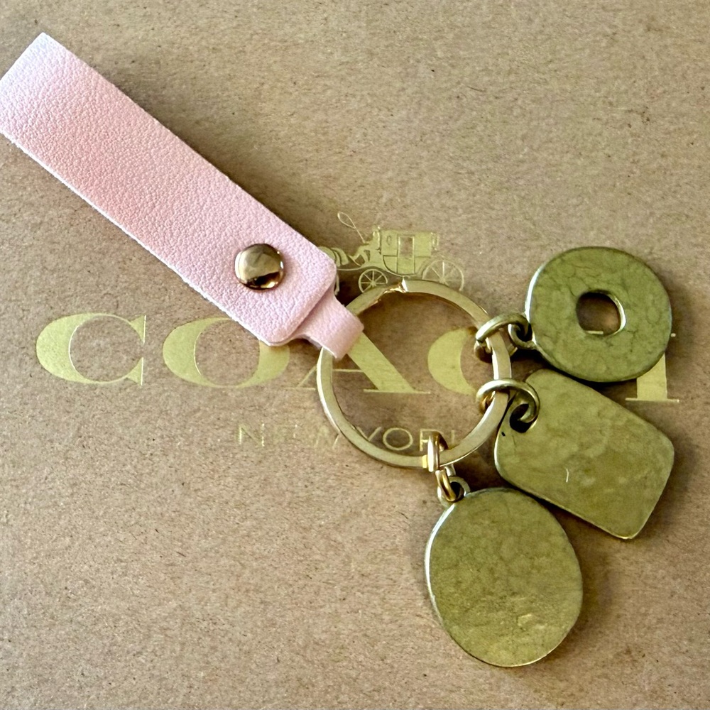 Coach Limited Edition Y2K Brass Gold Hammered Coins on Unbranded Fob - Picture 5 of 5